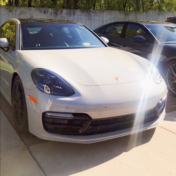 Meet your Posher, Celia - Picture 1 of 1